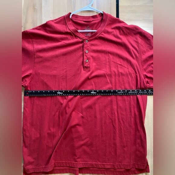 Red head red tshirt‎ - Picture 5 of 6